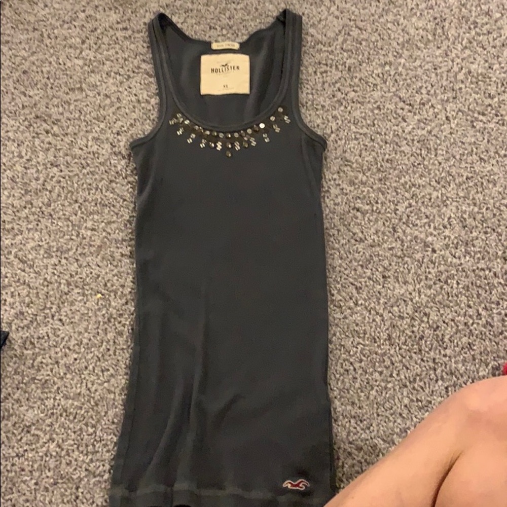 Hollister tank